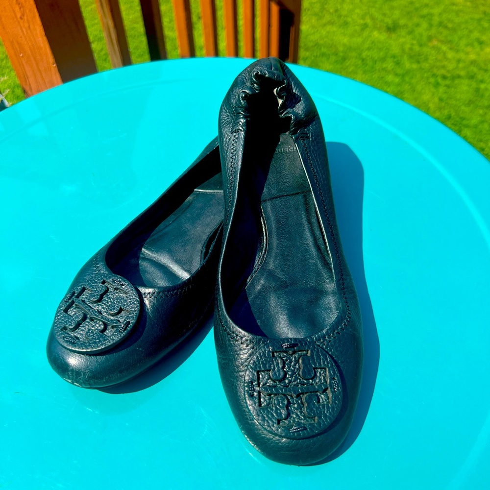 Tory Burch Reva Tumbled Leather Flat